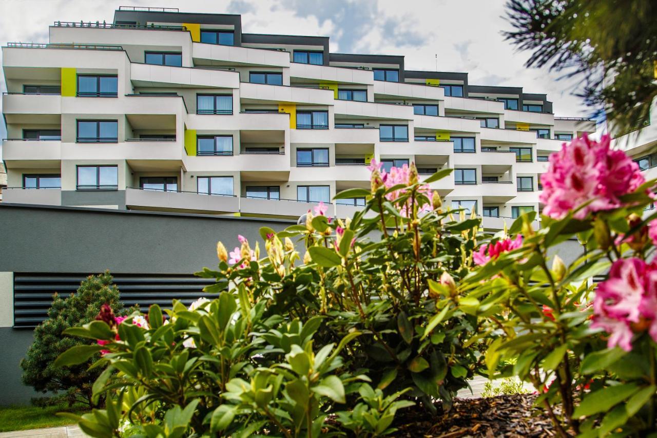 The Town Hall Residence -Welcome Home Apartment-Free Outdoor Parking-Ac Kosice Bagian luar foto